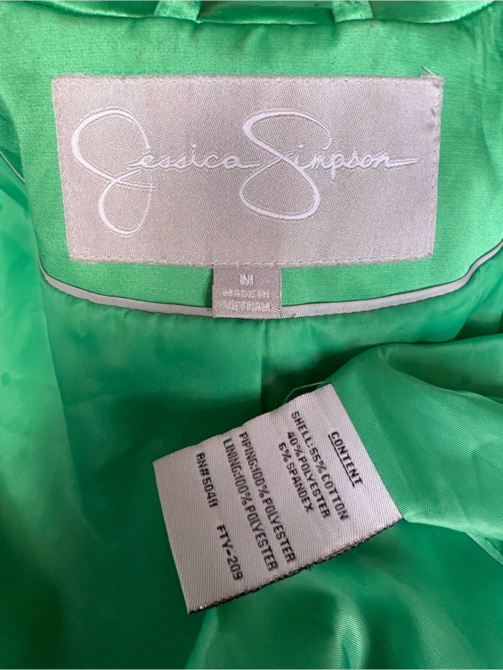 Jessica Simpson Green Satin Double-Breasted Trench Coat with Belt - Picture 12 of 15